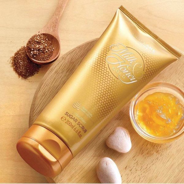 Oriflame Milk and Honey Smoothing Sugar Scrub Bundle ( 200 ML ) ( Pack Of 2 )